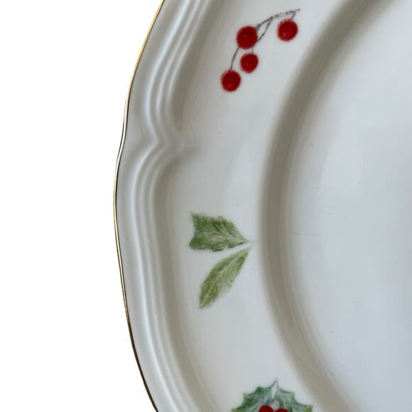 Grace Teaware Christmas Poinsettia Dinner Plates 10.25in Set 4 Holly Berry New - Picture 6 of 16